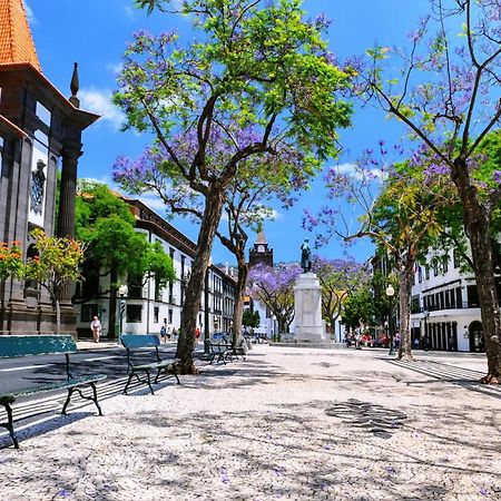 Stylish Apartment With Balcony And Amazing Views Over Funchal And The Sea Exteriér fotografie