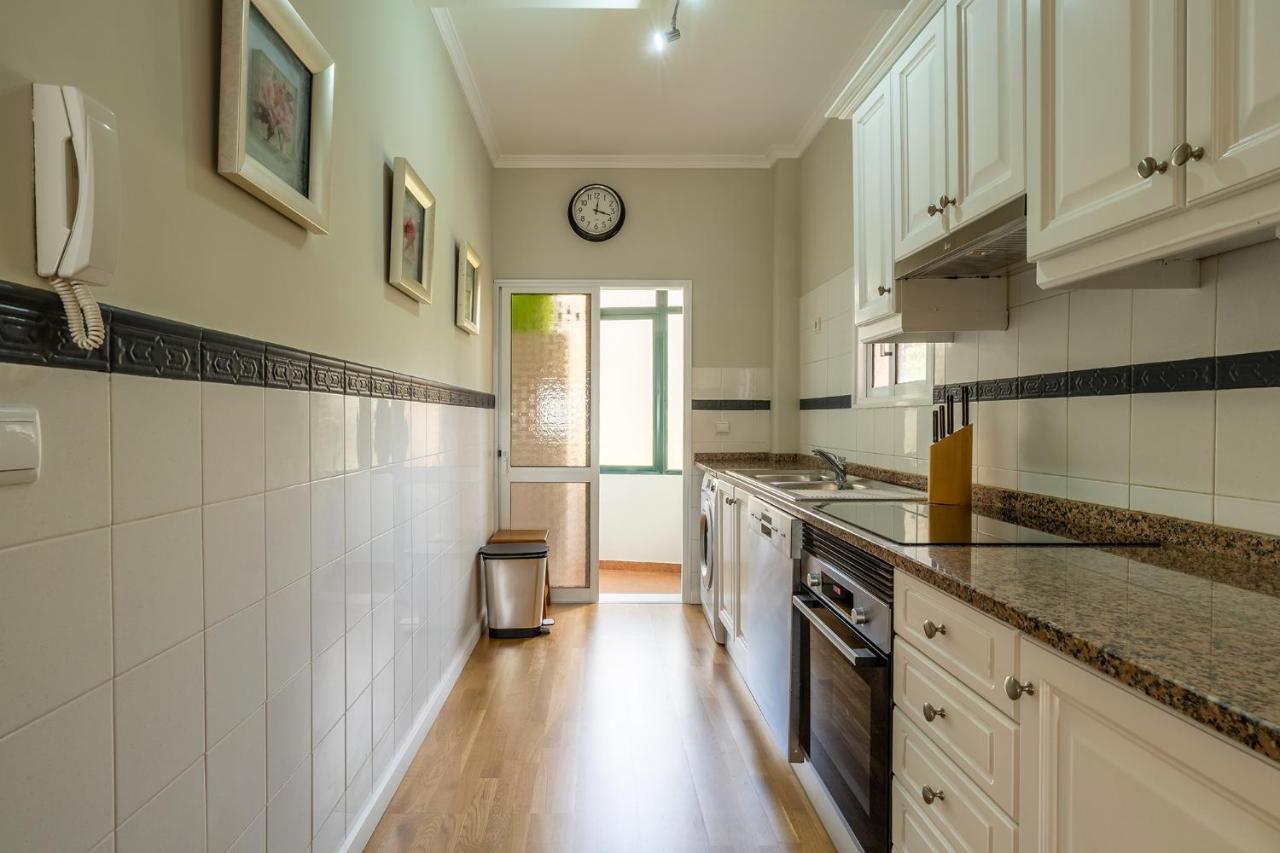 Stylish Apartment With Balcony And Amazing Views Over Funchal And The Sea Exteriér fotografie